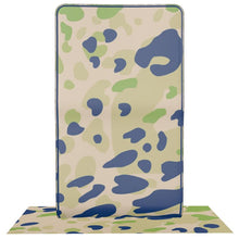 Load image into Gallery viewer, Cheetah in the Grass Clutch

