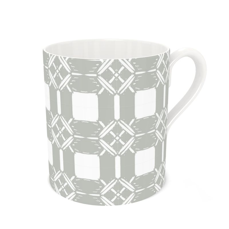 Rattan Caned Webbing in Light Gray/White Mug